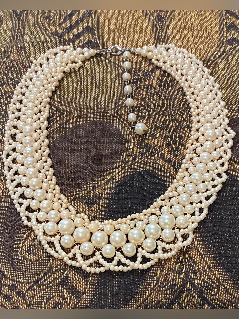 Classic 1950 Style Cream Faux Pearl Multi-Strand Collar Necklace